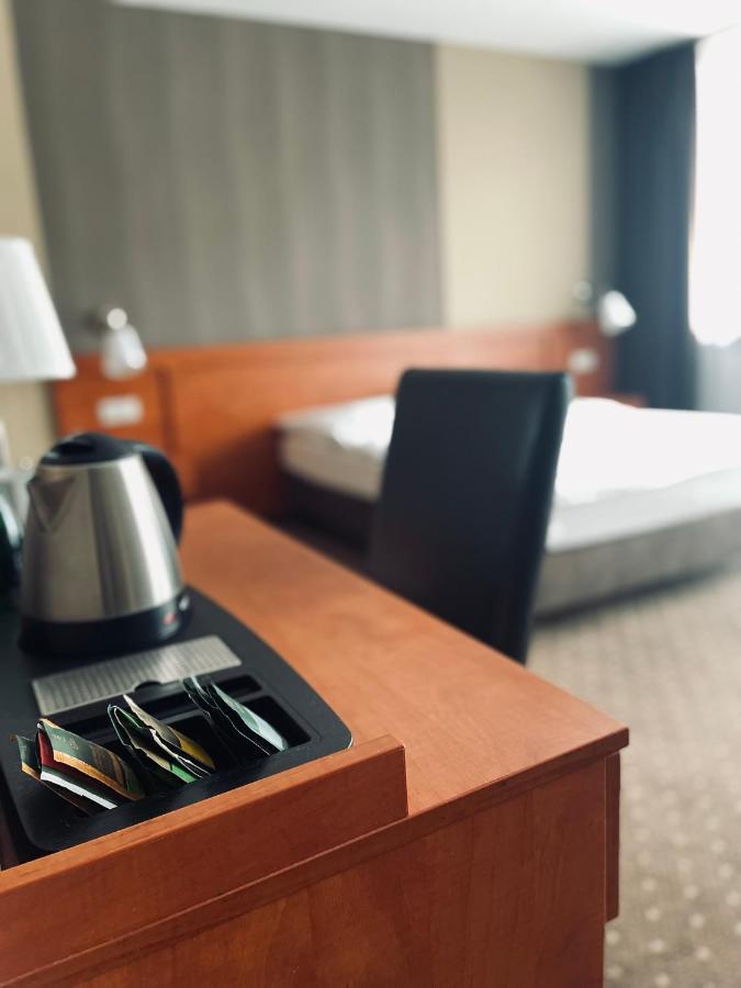 Papaver Hotel Slesin  ภายนอก รูปภาพ