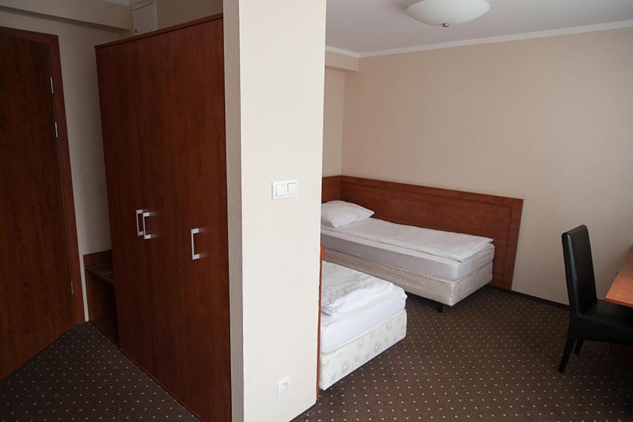 Papaver Hotel Slesin  ภายนอก รูปภาพ