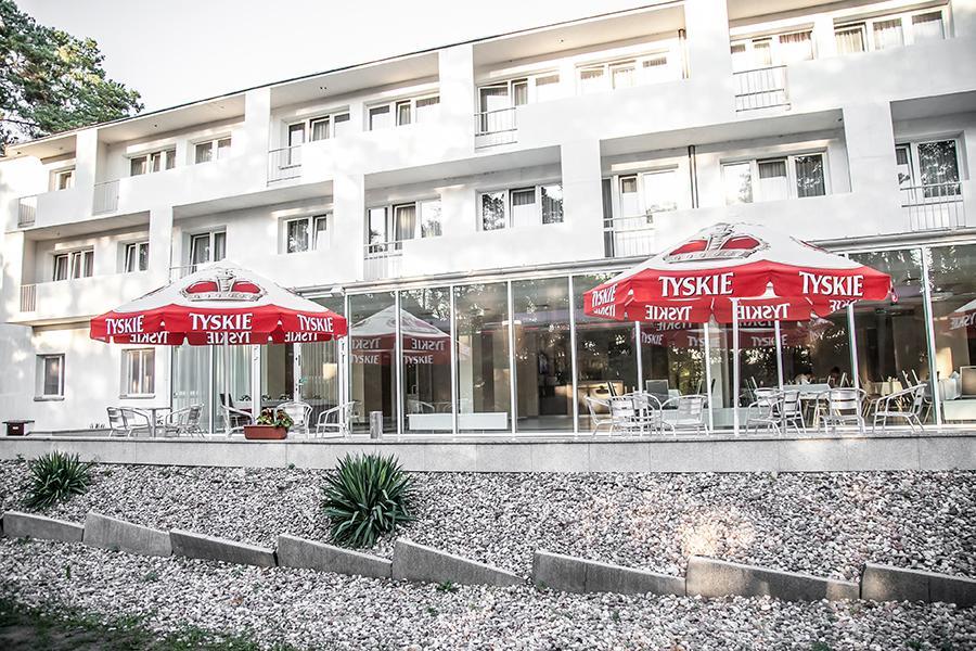Papaver Hotel Slesin  ภายนอก รูปภาพ